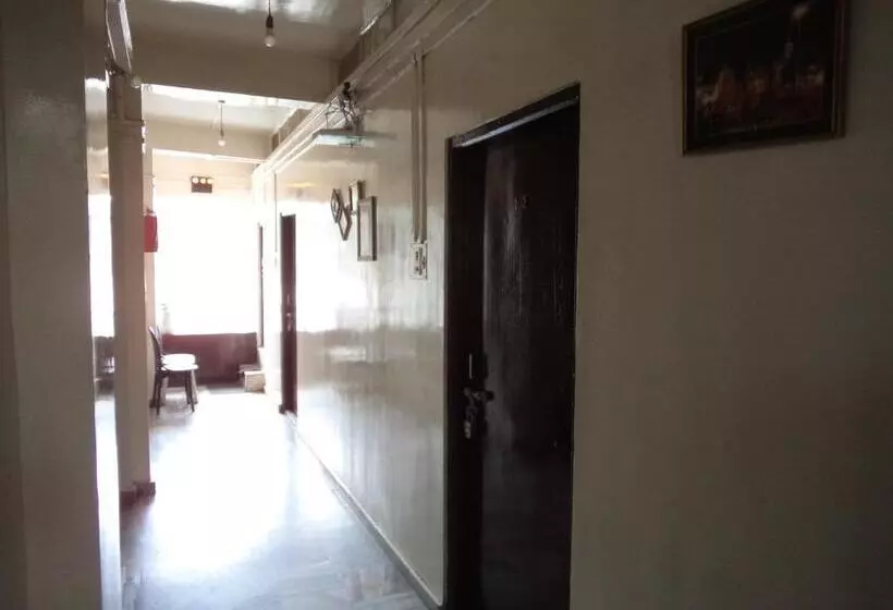 هتل Embassy