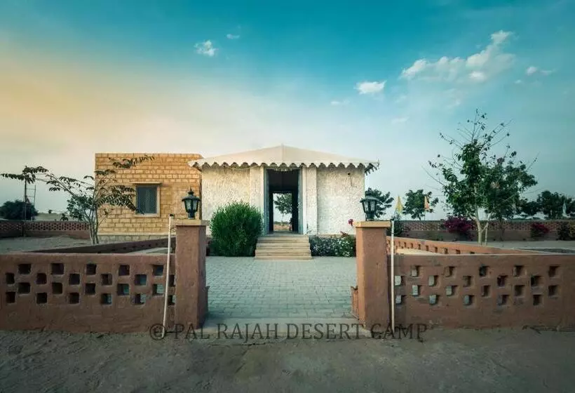 リゾートホテル Pal Rajah Desert Camp