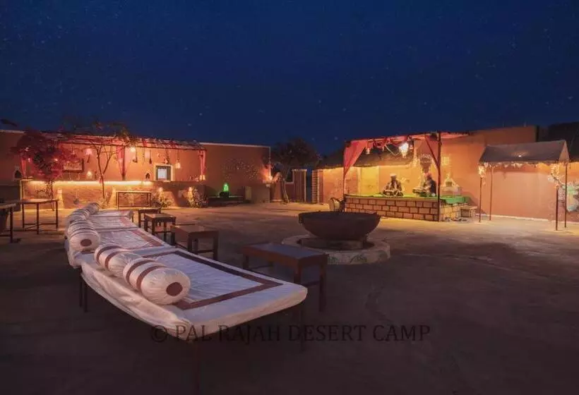 リゾートホテル Pal Rajah Desert Camp