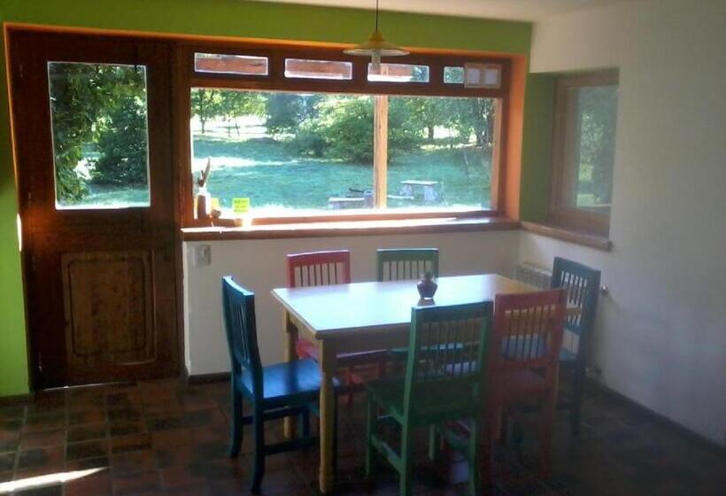 پانسیون Hostel Meridiano 71