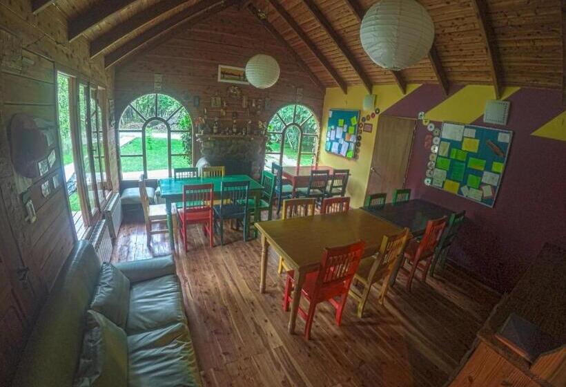 پانسیون Hostel Meridiano 71