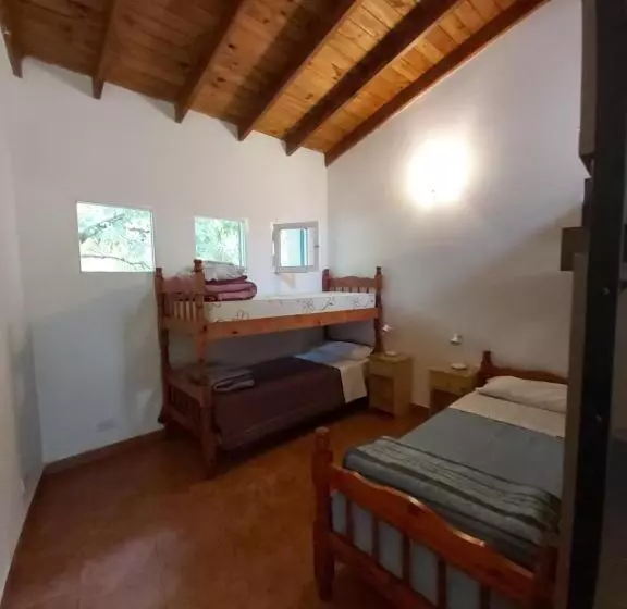 پانسیون Hostel Meridiano 71