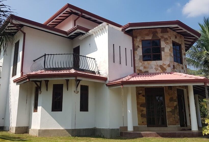 ペンション The Villa Sun Shine