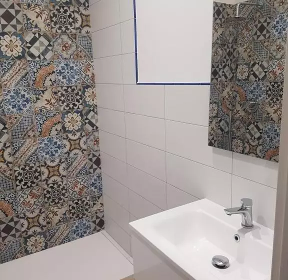 Aamiaismajoitus (B&B) Cala Di Luna House