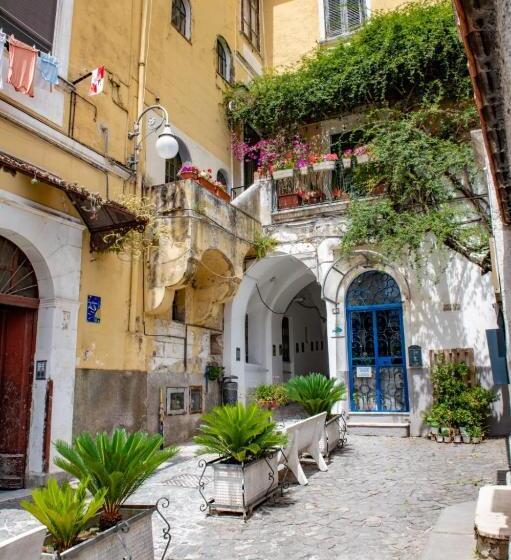 مبيت وإفطار Cala Di Luna House