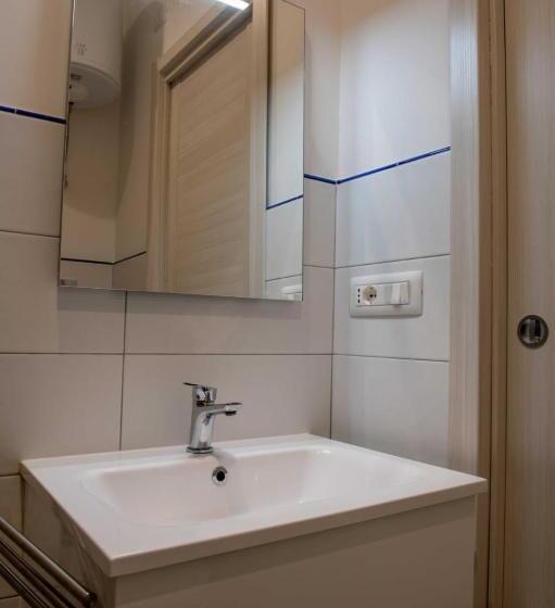 مبيت وإفطار Cala Di Luna House