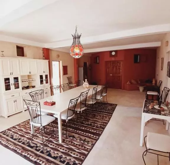 Aamiaismajoitus (B&B) Menzel Caja