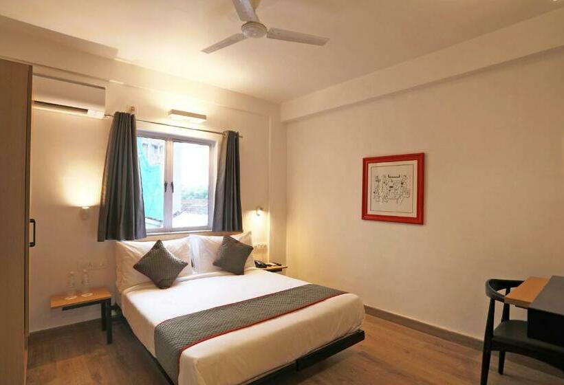 호텔 Vaccinated Staff Oyo Townhouse 195 Aarya Inn Salt Lake