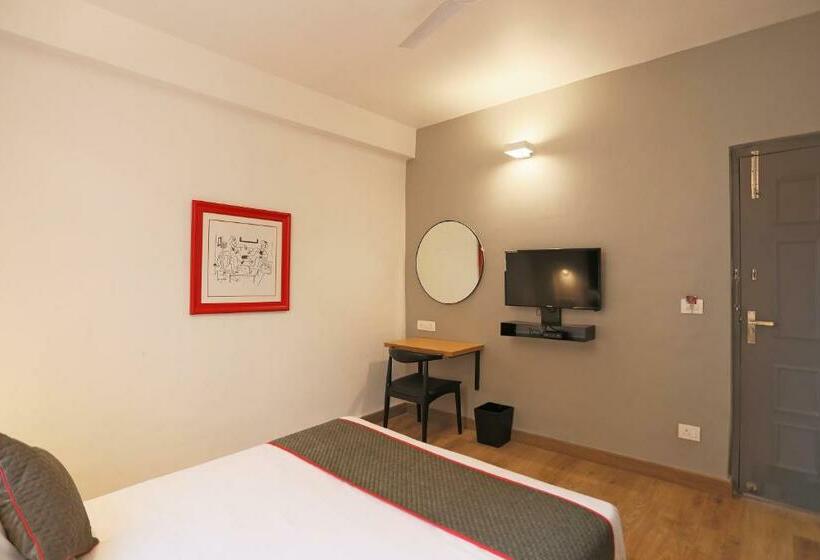 호텔 Vaccinated Staff Oyo Townhouse 195 Aarya Inn Salt Lake