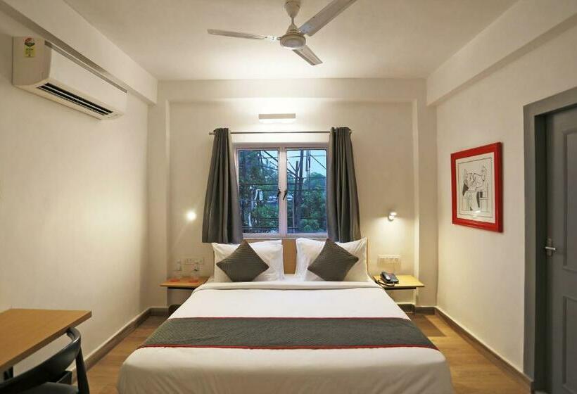 호텔 Vaccinated Staff Oyo Townhouse 195 Aarya Inn Salt Lake