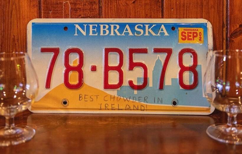 Larkins Pub Restaurant And B&b