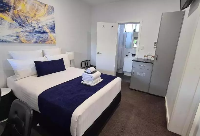 Motelli The Avenue Inn