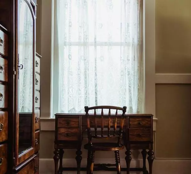 Aamiaismajoitus (B&B) The Mansion At Elfindale