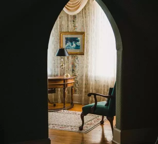 Aamiaismajoitus (B&B) The Mansion At Elfindale