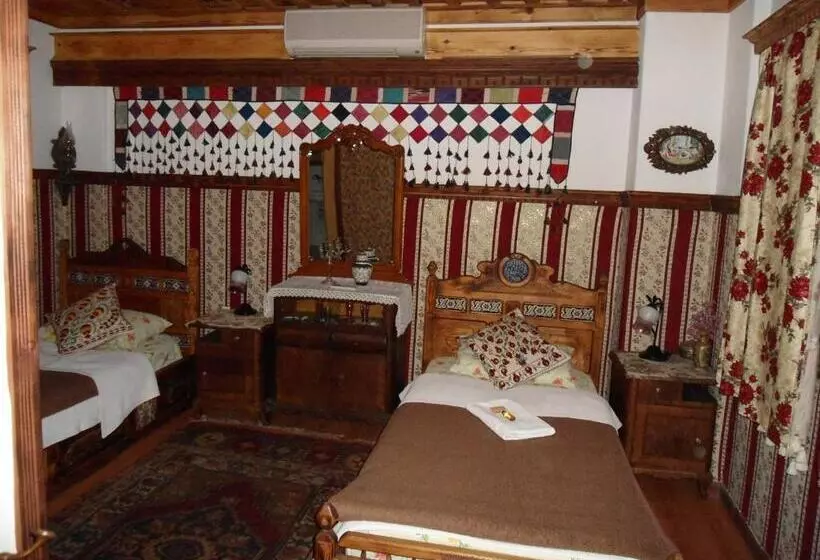 Homeros Pension & Guesthouse