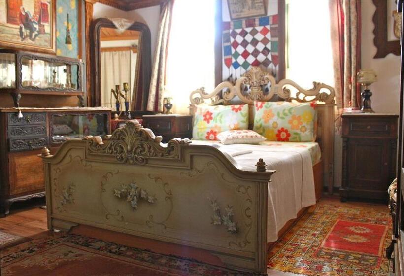 Homeros Pension & Guesthouse