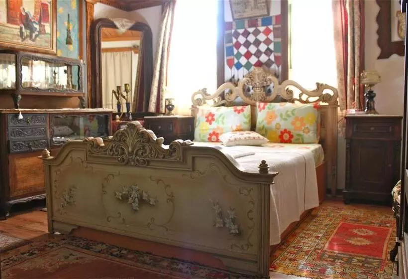 Homeros Pension & Guesthouse