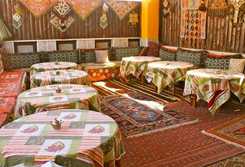 Homeros Pension & Guesthouse
