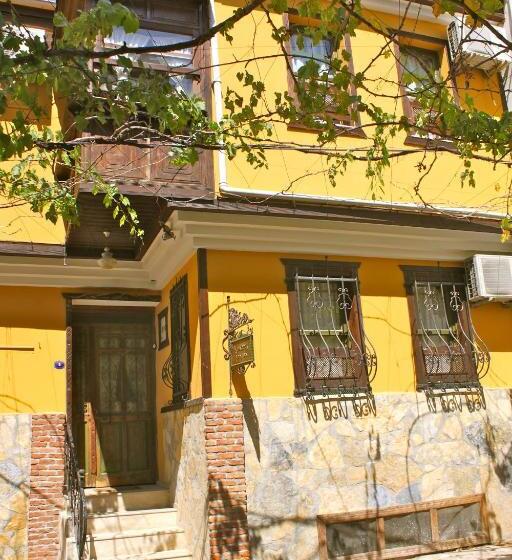 Homeros Pension & Guesthouse