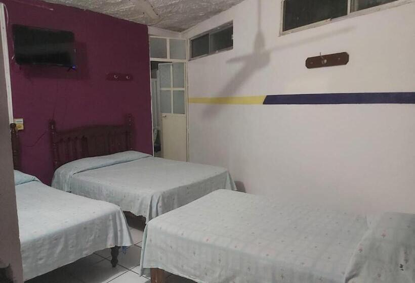 Otel Ayalamar Manzanillo