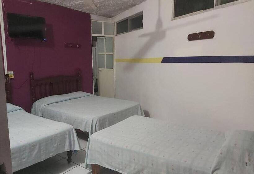 Otel Ayalamar Manzanillo