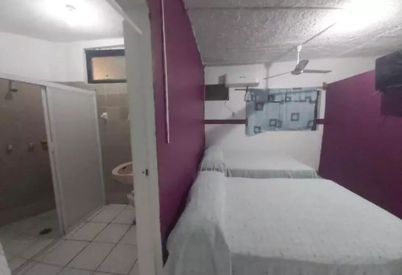 هتل Ayalamar Manzanillo