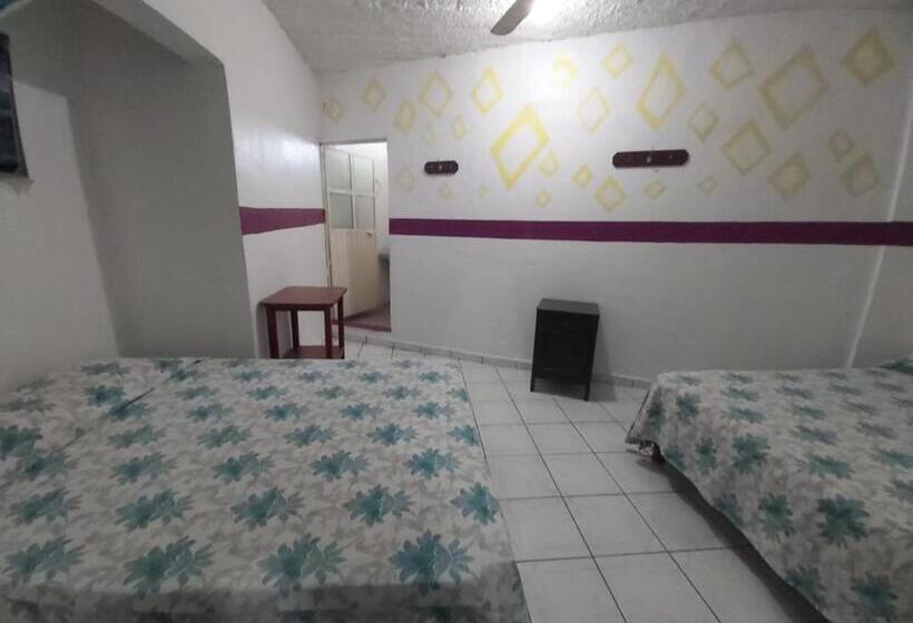 Otel Ayalamar Manzanillo