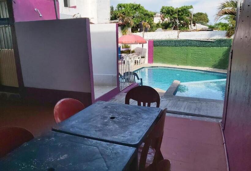 Otel Ayalamar Manzanillo