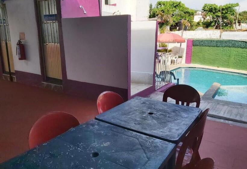 Otel Ayalamar Manzanillo