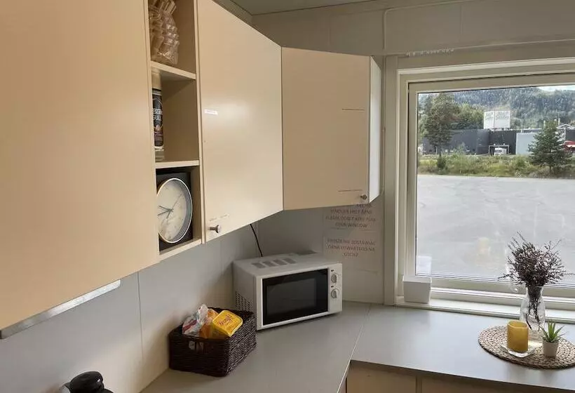 ホテル Biri Arena Overnatting