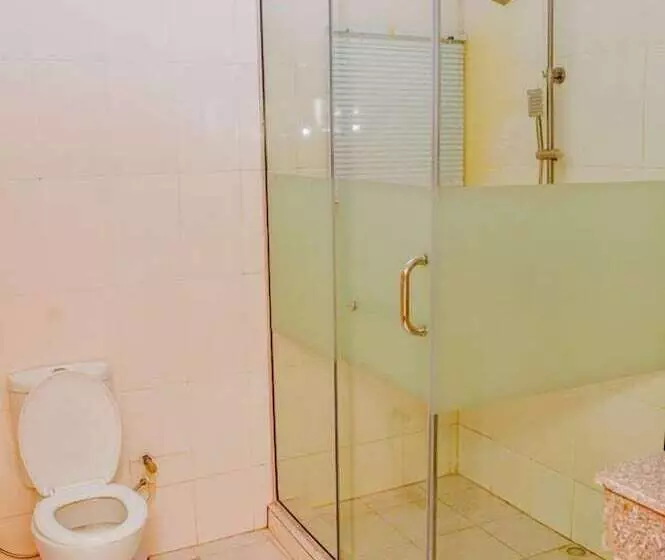 هتل Kedros Precious Suites