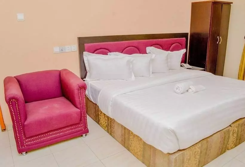 هتل Kedros Precious Suites
