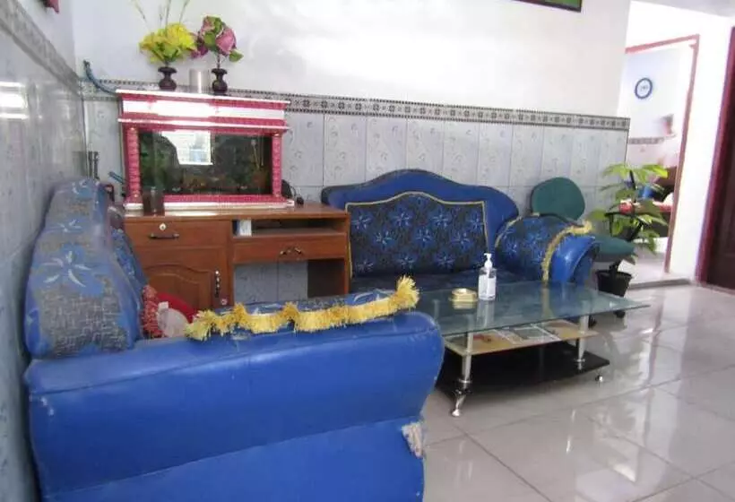 هتل Griyo Tombo Kangen
