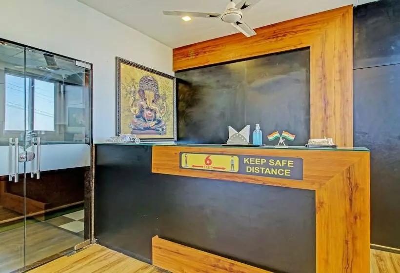 ホテル Nivanta  Panchgani
