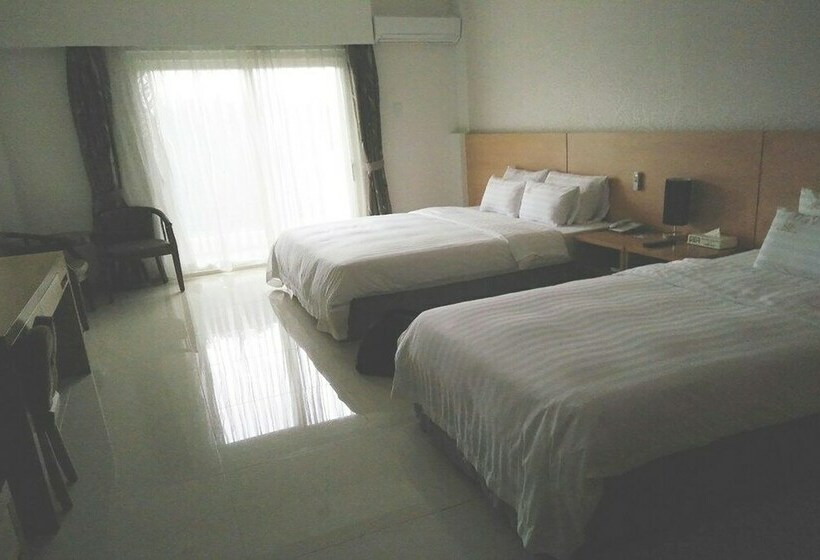 Lohas Hotel By Oyo Rooms