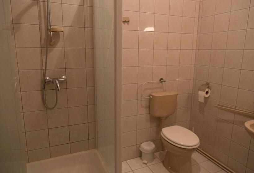 بنسيون Arina Villa