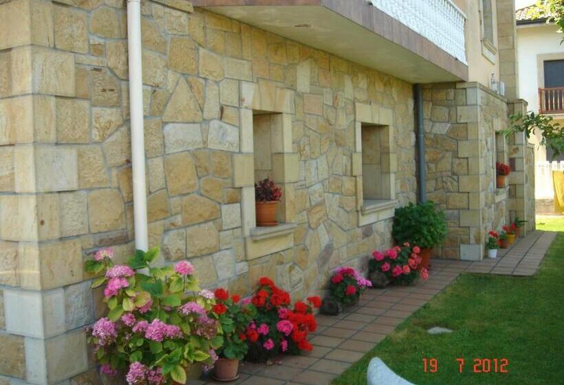 פנסיון Residencial Santamaría