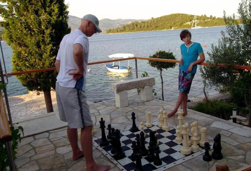 Pension (Hôtel basse catégorie) Soline Accommodation