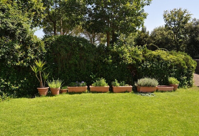 تختخواب و صبحانه Casale Vicino Al Golf Nazionale