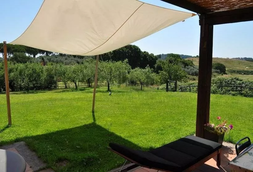 ベッドアンドブレックファースト Casale Vicino Al Golf Nazionale