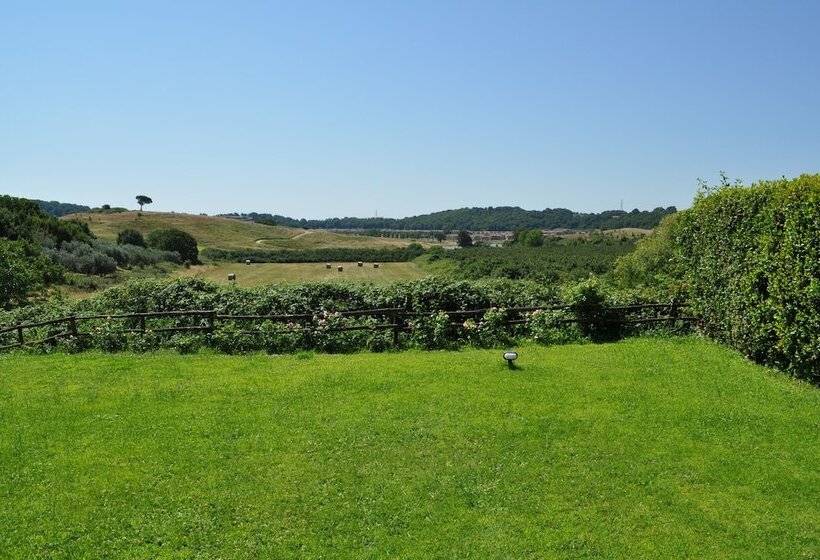 تختخواب و صبحانه Casale Vicino Al Golf Nazionale