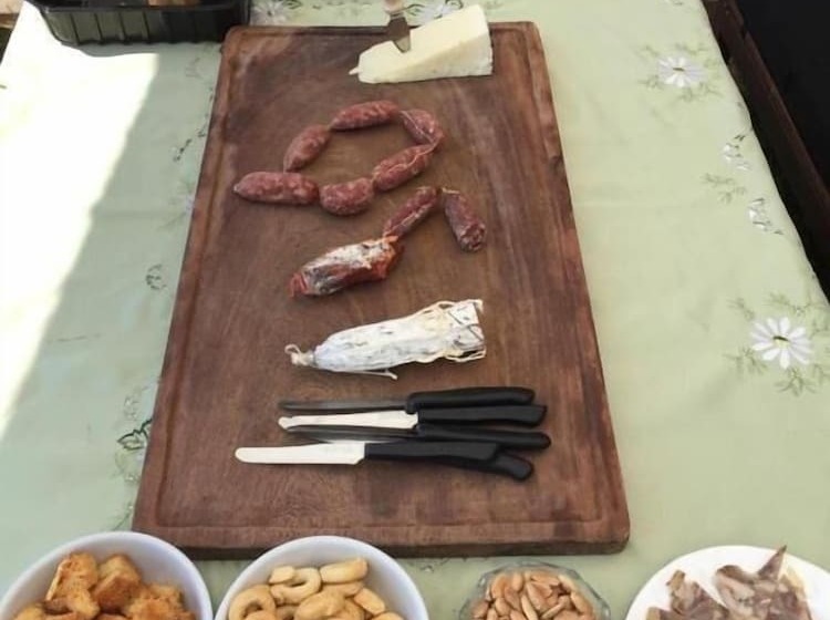 تختخواب و صبحانه Casale Vicino Al Golf Nazionale