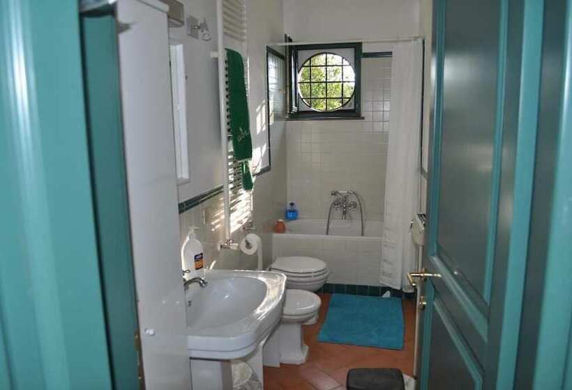 تختخواب و صبحانه Casale Vicino Al Golf Nazionale