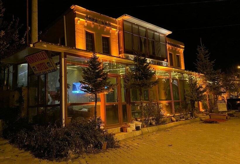 هتل Sinasos Arnovalley