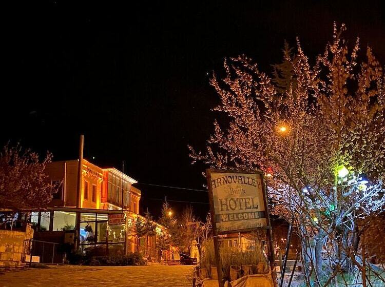 هتل Sinasos Arnovalley