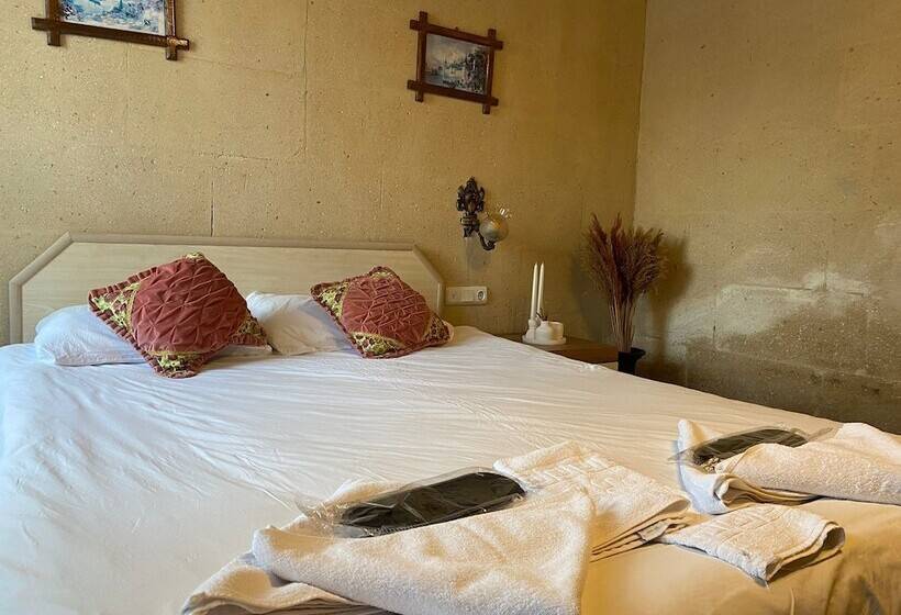 هتل Sinasos Arnovalley