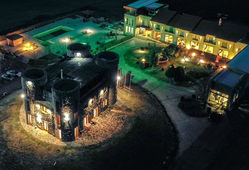 בית מלון כפרי Maison & Chateau Copsa