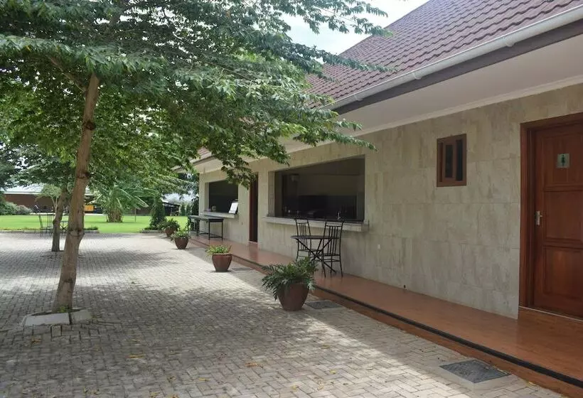 Panone Hotel Chekereni