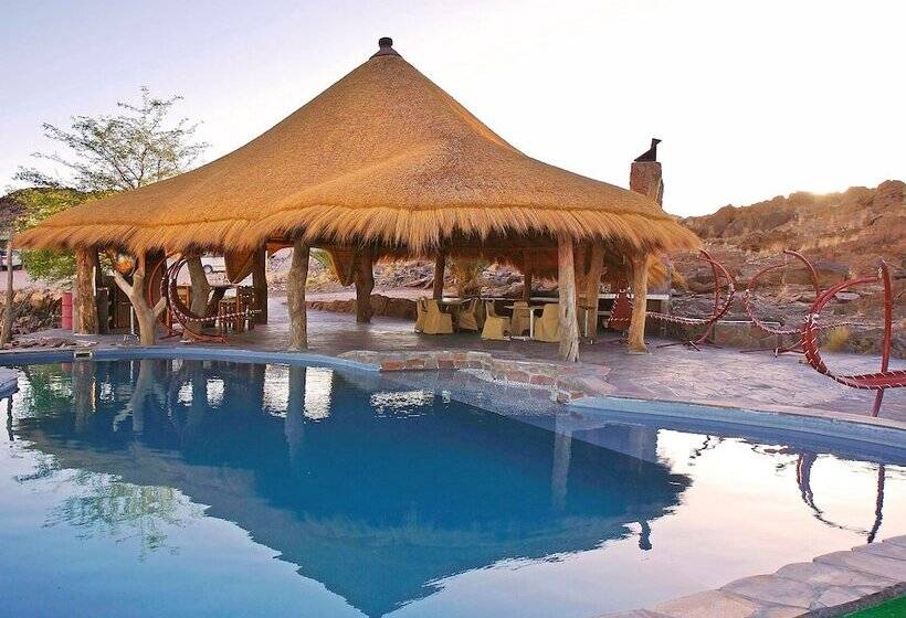 هتل Rostock Ritz Desert Lodge