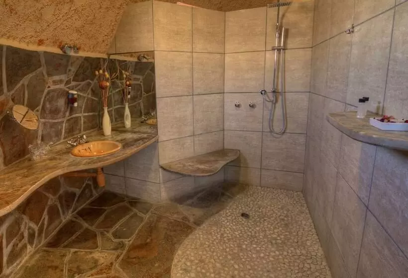 هتل Rostock Ritz Desert Lodge